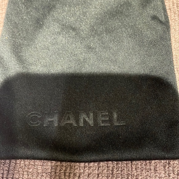 Gorgeous Chanel Sunglasses 🕶️ - Picture 11 of 12